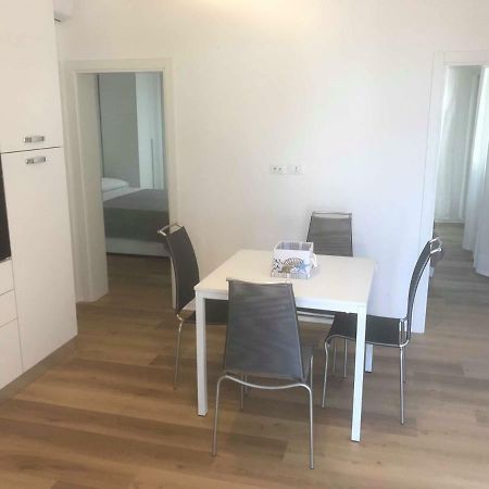 Delta A - Piazza Marina - Vista Mare Villa Lido di Jesolo Buitenkant foto
